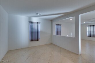 6971 Glencoe Harbor Ave in Las Vegas, NV - Building Photo - Building Photo