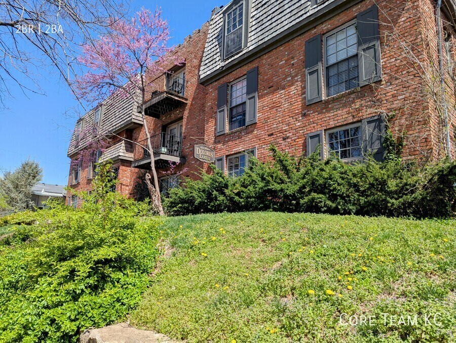 4433 Jarboe St in Kansas City, MO - Building Photo