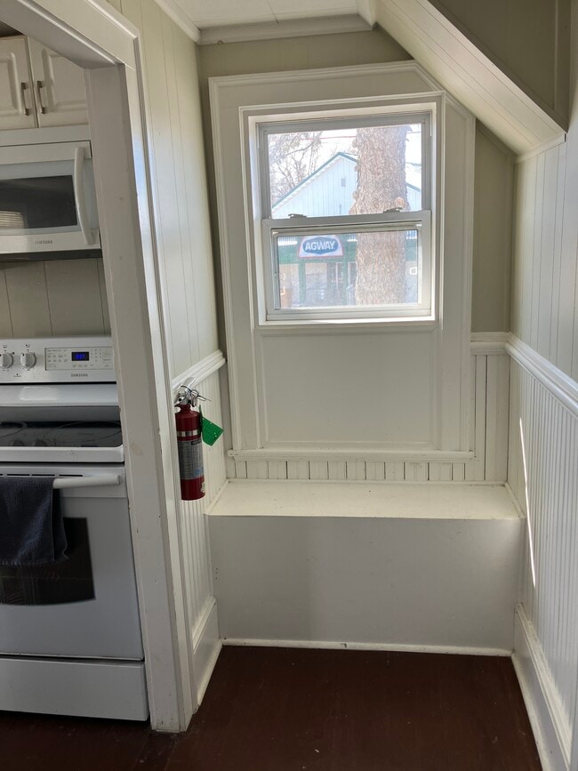 5 Pine St, Unit #2 in Potsdam, NY - Building Photo - Building Photo