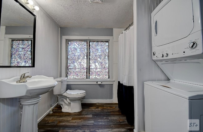 3801 40th Ave N in St. Petersburg, FL - Building Photo - Building Photo