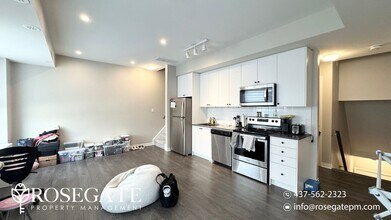 680 Atwater Ave in Mississauga, ON - Building Photo - Building Photo