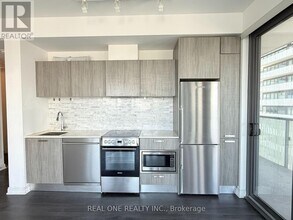 50A Charles St E in Toronto, ON - Building Photo - Building Photo