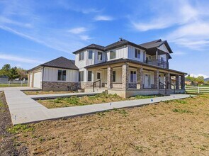 14512 S 2585 W in Bluffdale, UT - Foto de edificio - Building Photo