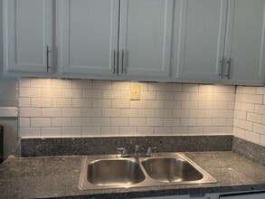 285 Auburn Ave in Buffalo, NY - Building Photo - Building Photo