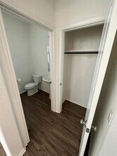 10410 Bramble Berry Dr in Austin, TX - Building Photo - Building Photo