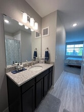 1801 S Dunkirk St in Aurora, CO - Building Photo - Building Photo