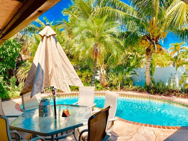 property at 109 SW 8th St