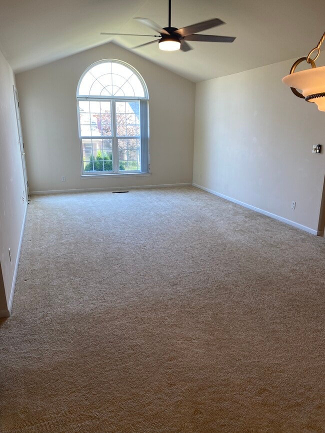 3583 Oakmonte Blvd in Rochester, MI - Building Photo - Building Photo
