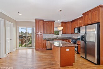 3884 Wehrman Ave in Schiller Park, IL - Building Photo - Building Photo