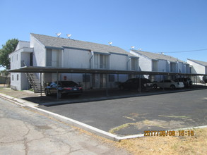 718 N Sanders St in Ridgecrest, CA - Building Photo - Other