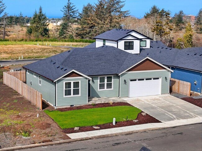 1386 Seabright Wy in Seaside, OR - Building Photo - Building Photo