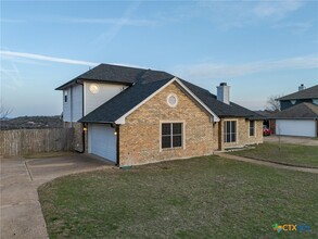 504 Skyline Dr in Copperas Cove, TX - Foto de edificio - Building Photo