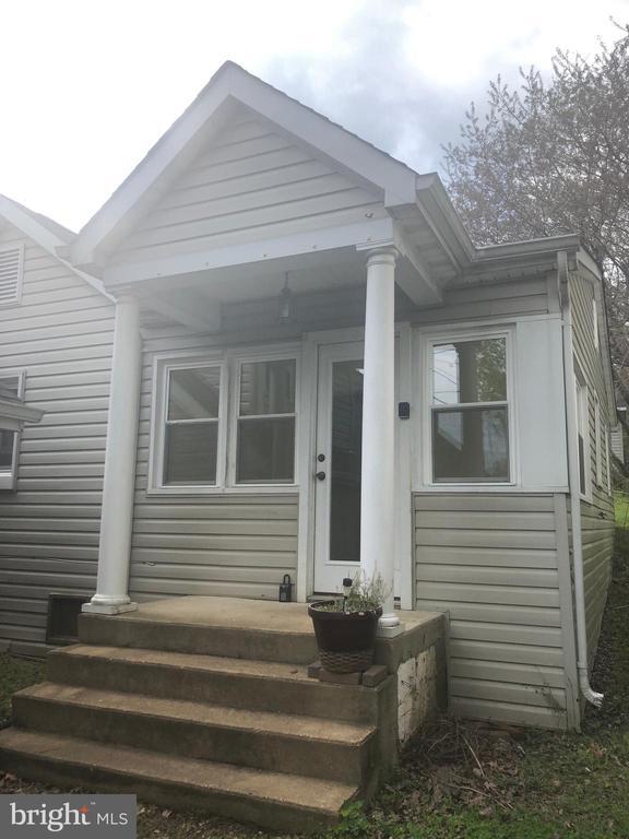 property at 266 Alexandria Pike