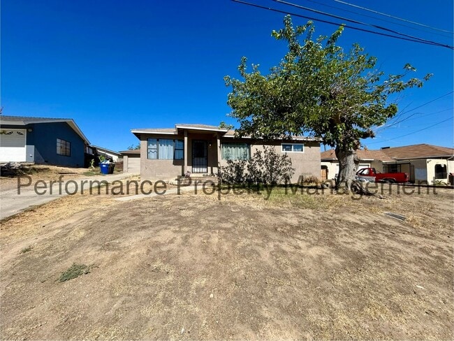 property at 1509 El Serento Dr