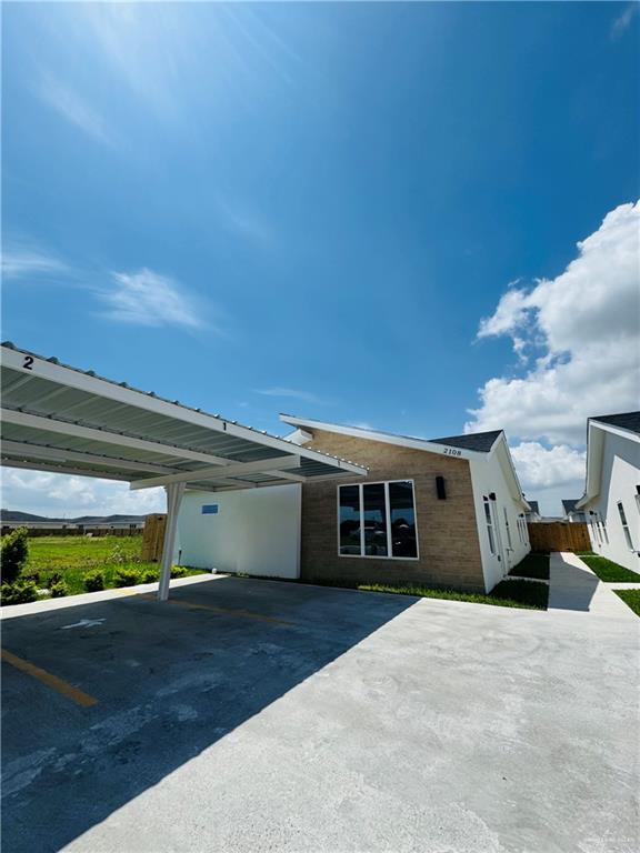 2108 E Viviana St in Edinburg, TX - Building Photo - Building Photo