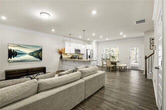 2070 Ravencliff Dr in Austell, GA - Building Photo - Building Photo