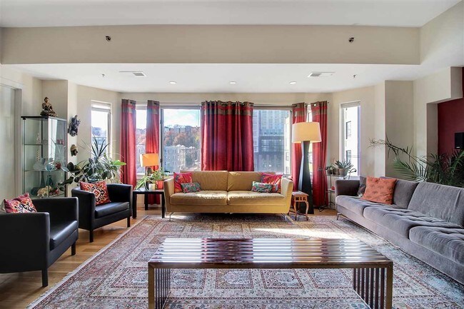 701 Monroe St in Hoboken, NJ - Building Photo - Building Photo