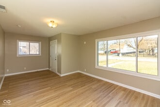 1602 S Grant Ave in Indianapolis, IN - Building Photo - Building Photo