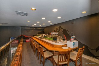 4-C Square in San Diego, CA - Building Photo - Building Photo