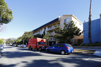 Kings Road Towers in West Hollywood, CA - Building Photo - Building Photo