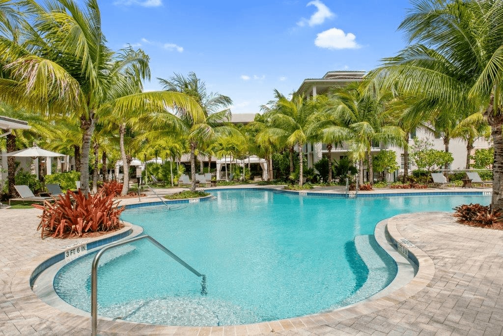 Arabelle City Center in Pembroke Pines, FL - Foto de edificio