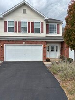 1972 W Cobblestone Rd in Romeoville, IL - Building Photo