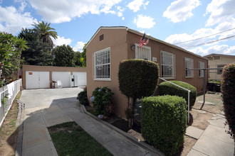 Central Arlington Heights in Los Angeles, CA - Building Photo - Building Photo