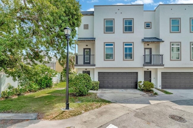property at 3213 Marcellus Cir