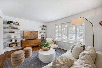 6892 S Spotswood St in Littleton, CO - Building Photo - Building Photo