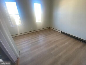 113 E Lackawanna Ave in Olyphant, PA - Building Photo - Building Photo