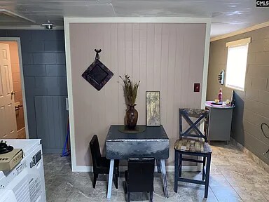 2451 Gervais St in Columbia, SC - Building Photo