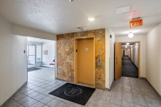 Mainstreet Red Deer Apartments in Red Deer, AB - Building Photo - Lobby