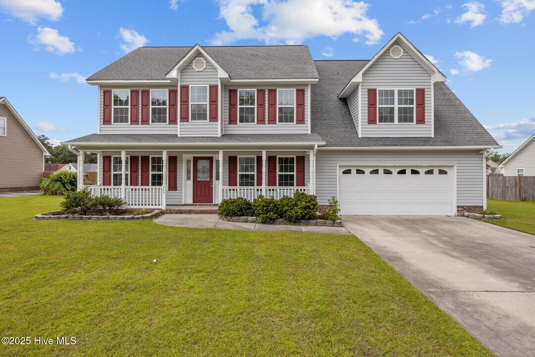 203 MacDonald Blvd in Havelock, NC - Building Photo