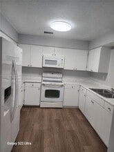 1371 NE 144th St in Miami, FL - Building Photo - Building Photo