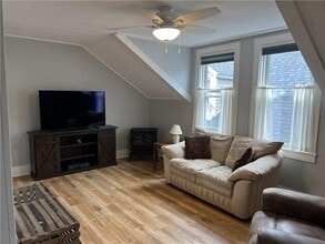 13 Newport Ave in Newport, RI - Building Photo - Building Photo