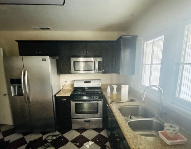 6332 Brockton Ave in Riverside, CA - Building Photo - Building Photo