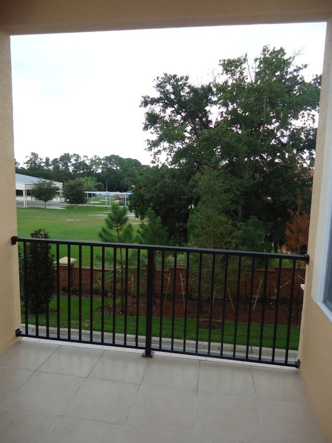 1056 Parma Cir in Lake Mary, FL - Building Photo - Building Photo