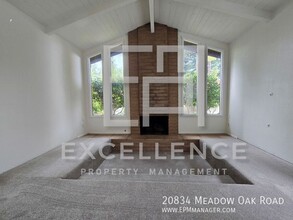 20834 Meadow Oak Rd in Saratoga, CA - Building Photo - Building Photo