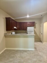 1201 E Gustavus St in Laredo, TX - Building Photo - Building Photo