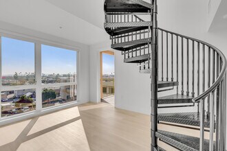 Begonia Place in Temple City, CA - Foto de edificio - Interior Photo