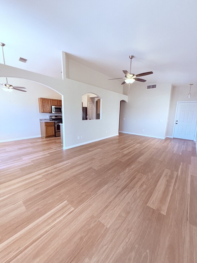 9102 N Safflower Ln in Tucson, AZ - Building Photo - Building Photo