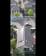 1282 Mamie Anderson Ln in Tracy, CA - Foto de edificio - Building Photo