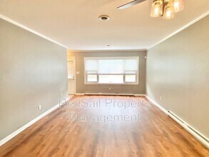 119 Cindy Cir in Newport News, VA - Building Photo - Building Photo