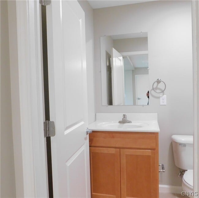 413 S Main St in North Syracuse, NY - Building Photo - Building Photo