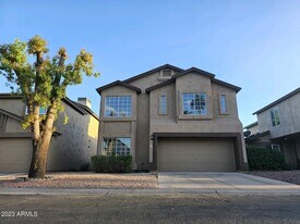 1811 S 39th St in Mesa, AZ - Building Photo