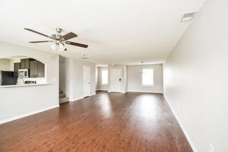4542 Sweet Whisper Ln in Memphis, TN - Building Photo - Building Photo