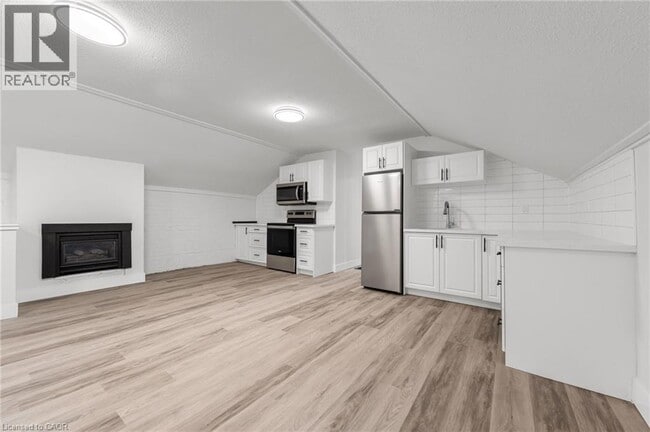 property at 22 Stirton St