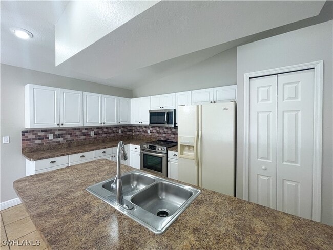 309 NE 24th Ave