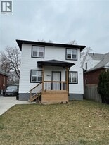2427 Turner Rd in Windsor, ON - Building Photo