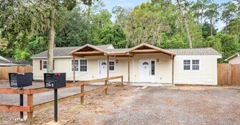 2514 Peach Dr in Jacksonville, FL - Building Photo